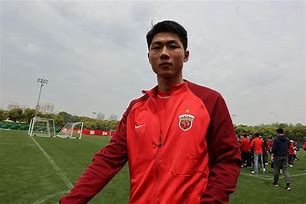 九游体育官方网站-风云突变！上海海港今晚豪取连胜，社区盾版图或变，震撼外界，更衣室氛围转暖的简单介绍