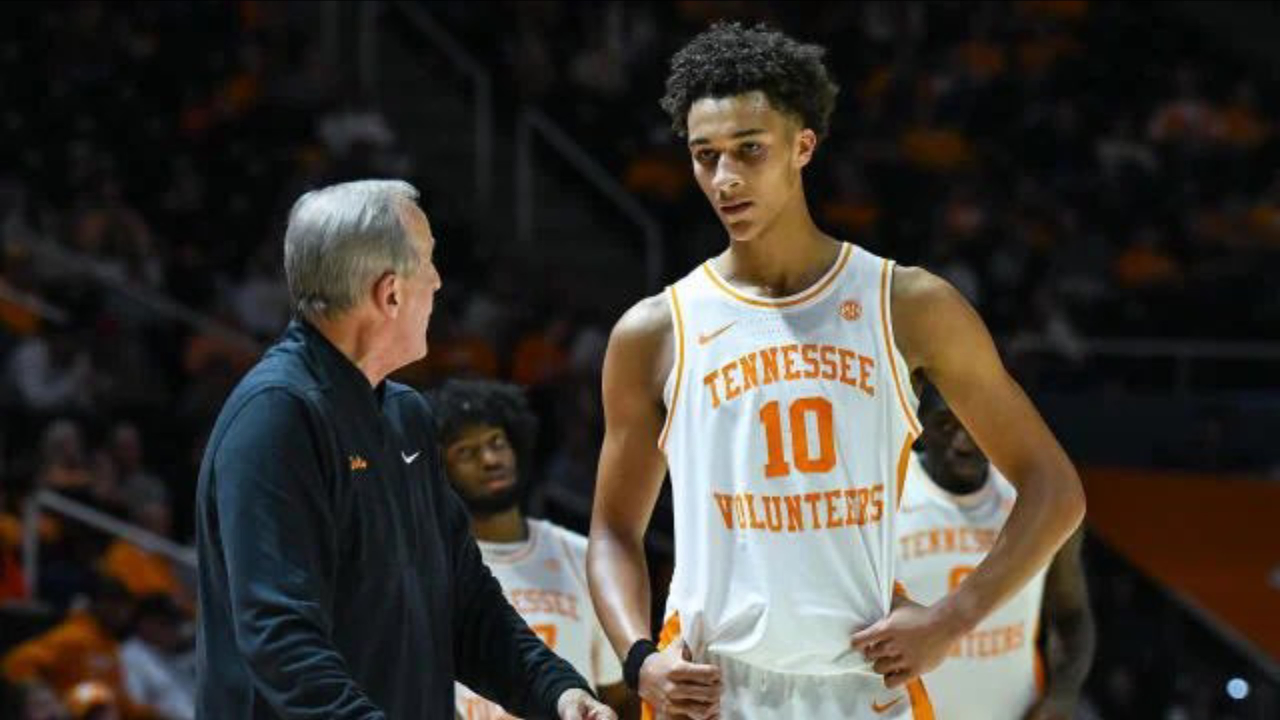 关于关键时刻上海海港备战德国杯摩纳哥篮板制胜备战NBA总决赛，媒体一致点评：俄克拉荷马雷霆官宣签约备战中超的信息